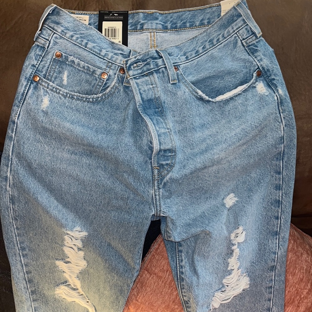 Levis high rise jeans